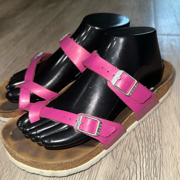 Birkenstock Mayari Magenta Nubuck Leather Women’s Sandals Sz 39 - Picture 1 of 10